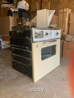 Vintage/ antique General Electric wall oven in good working order