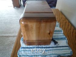 Vintage general electric tube radio