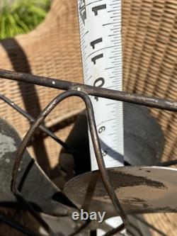 Vintage or Antique 10 Electric Fan GE General Electric Trade Wind Oscillating