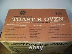 Vntg General Electric Toast-R-Oven model T94 deluxe king size Oven 4-slice NOS
