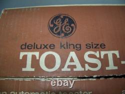 Vntg General Electric Toast-R-Oven model T94 deluxe king size Oven 4-slice NOS