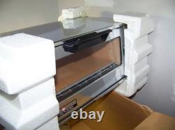 Vntg General Electric Toast-R-Oven model T94 deluxe king size Oven 4-slice NOS
