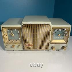 Vtg 50's 60's GE General Electric Musaphonic Tube Clock Radio