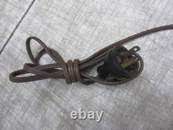 Vtg Burgundy Maroon Bakelite Ge Model 610 Vacuum Tube Type Am Radio Portable