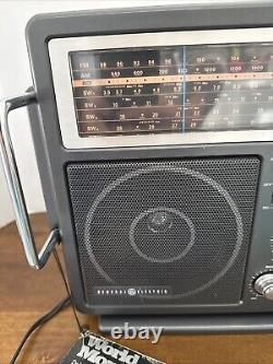 Vtg General Electric Model 7-2990A Portable 6 Band Shortwave SW Radio With Tag