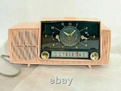 Vtg General Electric Pink Radio C-416C withAlarm Clock works, no cracks