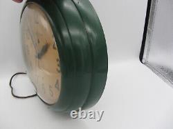 Vtg General Electric Round Wall Electric Clock Green Metal Case Model 1F408