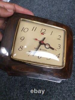 Vtg art deco General Electric brown swirl bakelite clock