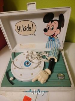 Walt Disney Mickey Mouse Record player Vintage 70s GE General Electric Vtg