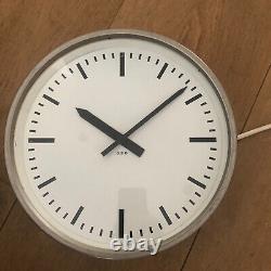 Working Vintage GPO General Post Office Electric Wall Clock