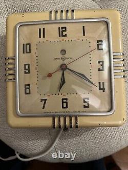 Yellow VINTAGE TELECHRON / GE GENERAL ELECTRIC WALL CLOCK FULLY SERVICED WORKS