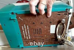 1957 General Electric Television Rare Vintage 9t002 Sarcelle Ou Turquoise Wow!
