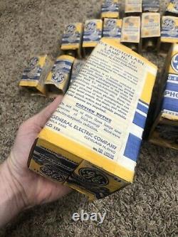 45 Vintage Ge General Electric Photoflash 11 Ampoules Flash Lot