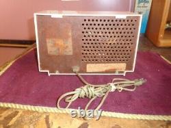 5 Radios Vintage, (General Electric, Zenith) Seul un Fonctionne