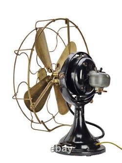 Ancien ventilateur de bureau oscillant GE Kidney de 1911 avec cage en laiton et lame.