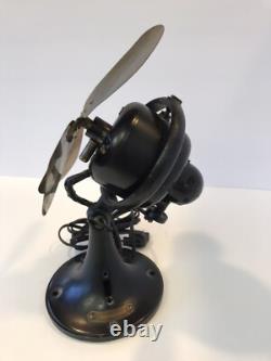 Ancien vieux ventilateur de bureau oscillant General Electric GE Whiz à 4 pales en laiton