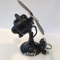 Ancien vieux ventilateur de bureau oscillant General Electric GE Whiz à 4 pales en laiton