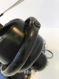 Ancien vieux ventilateur de bureau oscillant General Electric GE Whiz à 4 pales en laiton