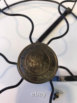 Ancien vieux ventilateur de bureau oscillant General Electric GE Whiz à 4 pales en laiton