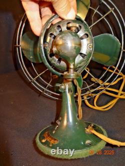 Antique ventilateur de table/bureau oscillant inclinable GE General Electric des années 1920
