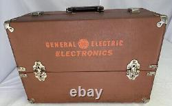 Boîte de transport Vintage General Electric Tube Caddy avec tubes TV Radio etc.