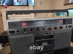 Boombox Vintage General Electric GE 3-5254A AM FM Cassette