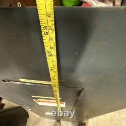 Cabinet électrique vintage General Electric