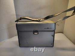 Caméras vidéo vintage General Electric New Vicon avec étui