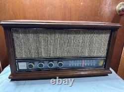 Canadian General Electric Vintage Radio Rare Solid State Model Tf400bwd