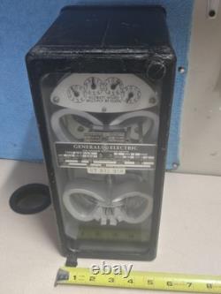 Compteur électrique polyphasé Watthour General Electric modèle DSW-19 vintage/antique