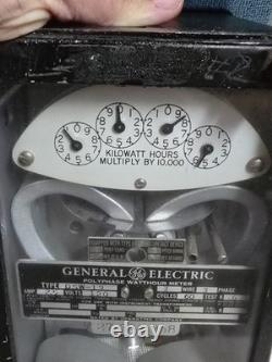 Compteur électrique polyphasé Watthour General Electric modèle DSW-19 vintage/antique