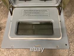 Cuisinière électrique avec four GE vintage des années 1970, vert avocat, style rétro du milieu du siècle