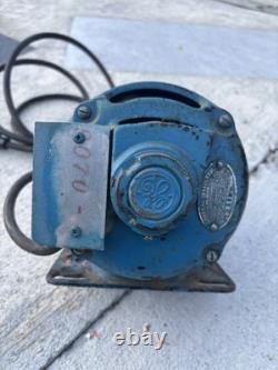 D’après les informations fournies, cet article semble être un General Electric vintage.