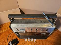 Enregistreur à bande Vintage General Electric m8510 AM / FM avec microphone