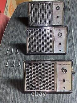 Ensemble d'interphone General Electric des années 1950 avec station principale et radio AM