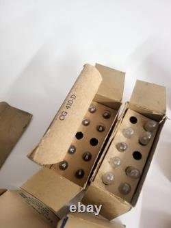 Ensemble de lampes radio miniatures générales électriques vintage mélangeées