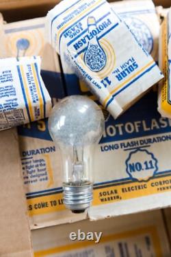 Étui vintage de 116 ampoules à flash Edison No. 11 de General Electric
