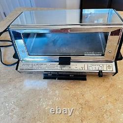 Four grille-pain en chrome General Electric modèle T93 GE Toast-R-Oven