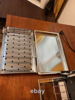 Four grille-pain vintage General Electric Toast R Oven des années 1970, testé, avec plats de cuisson, fonctions grille-pain, cuisson et gril, en bel état