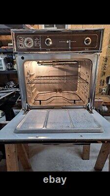 Four vintage GE General Electric Wall Oven Black D12X1BR