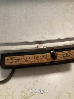 Gaufrier-gril vintage General Electric G44T avec plaques réversibles et boîte