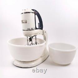 General Electric 149m8 3 Beater Stand Mixer Ge Avec Two Bowls Vintage