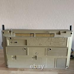 General Electric Vintage Boombox cassette Modèle No. 3-5257A (Testé)