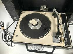 General Electric Wildcat Vintage Ge Turntable Portable Record Player Made In USA