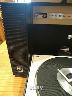 General Electric Wildcat Vintage Ge Turntable Portable Record Player USA Works
