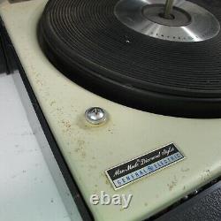 General Electric Wildcat Vintage Ge Turntable Portable Record Player Works Radio