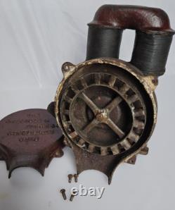 Générateur Rare Carlisle & Finch Hydro Dynamo en Fonte Alimenté par l'Eau - Fin des Années 1800