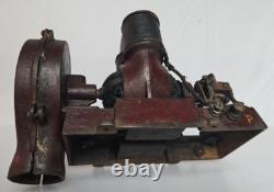 Générateur Rare Carlisle & Finch Hydro Dynamo en Fonte Alimenté par l'Eau - Fin des Années 1800