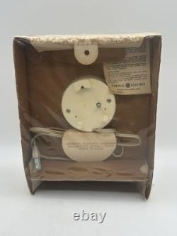 Horloge Daisy Glow General Electric Modèle 2150K NOS VTG Années 1960 Cuisine À LIRE