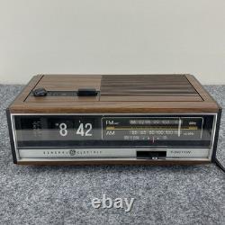 Horloge Flip Vintage GE General Electric 7-4420 Radio AM FM Rénovée